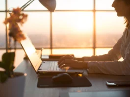 How to Transfer your data from existing PC/laptop to new Windows 10 PC/laptop Transfer your data from existing PC laptop to new Windows 10 PC laptop